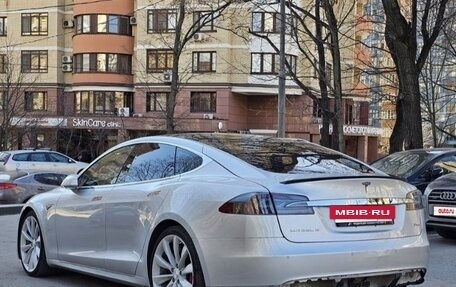 Tesla Model S I, 2014 год, 1 500 000 рублей, 4 фотография