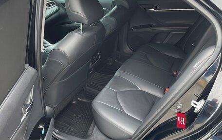Toyota Camry, 2018 год, 2 950 000 рублей, 5 фотография