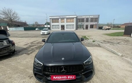 Mercedes-Benz E-Класс, 2019 год, 3 600 000 рублей, 2 фотография