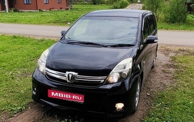 Toyota ISis I, 2013 год, 1 620 000 рублей, 1 фотография