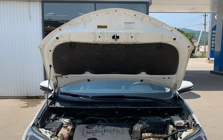 Toyota RAV4, 2013 год, 1 850 000 рублей, 6 фотография