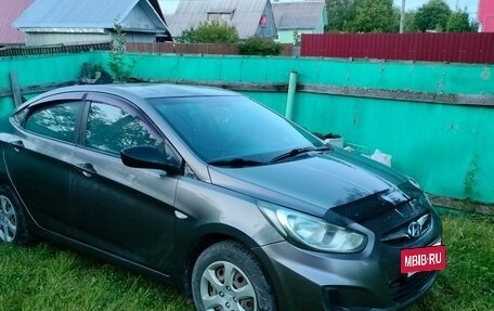 Hyundai Accent IV, 2011 год, 630 000 рублей, 2 фотография