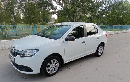 Renault Logan II, 2015 год, 720 000 рублей, 9 фотография