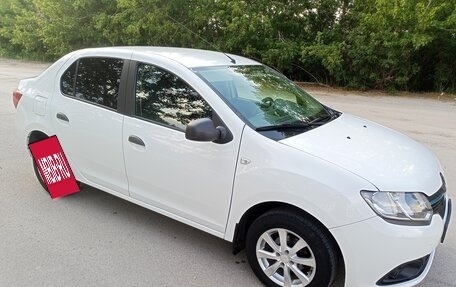 Renault Logan II, 2015 год, 720 000 рублей, 2 фотография