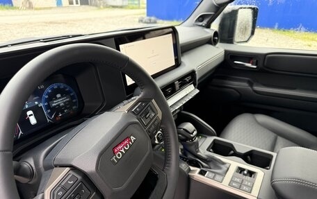 Toyota Land Cruiser Prado, 2024 год, 8 500 000 рублей, 16 фотография