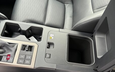 Toyota Land Cruiser Prado, 2024 год, 8 500 000 рублей, 21 фотография