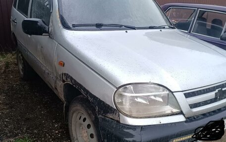 Chevrolet Niva I рестайлинг, 2005 год, 150 000 рублей, 2 фотография