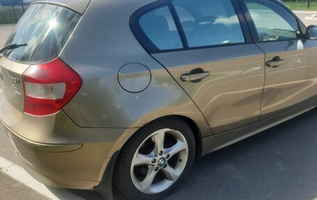 BMW 1 серия, 2006 год, 800 000 рублей, 9 фотография