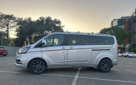 Ford Tourneo Custom I рестайлинг, 2020 год, 4 600 000 рублей, 3 фотография