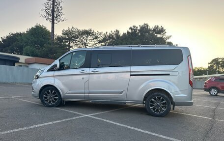 Ford Tourneo Custom I рестайлинг, 2020 год, 4 600 000 рублей, 6 фотография