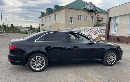 Audi A4, 2019 год, 2 420 000 рублей, 4 фотография