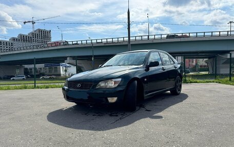 Lexus IS II рестайлинг 2, 1999 год, 850 000 рублей, 2 фотография