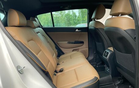 KIA Sportage IV рестайлинг, 2018 год, 2 299 000 рублей, 14 фотография
