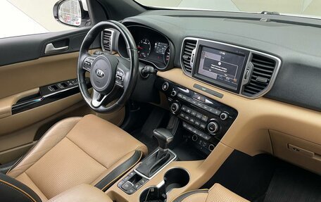 KIA Sportage IV рестайлинг, 2018 год, 2 299 000 рублей, 12 фотография