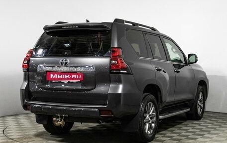 Toyota Land Cruiser Prado 150 рестайлинг 2, 2018 год, 4 750 000 рублей, 5 фотография