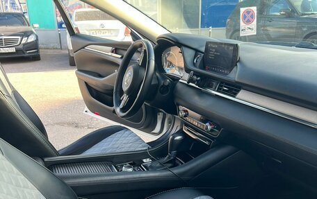 Mazda 6, 2019 год, 1 650 000 рублей, 10 фотография