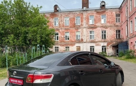 Toyota Avensis III рестайлинг, 2008 год, 860 000 рублей, 3 фотография
