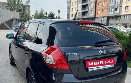 KIA cee'd I рестайлинг, 2010 год, 850 000 рублей, 2 фотография