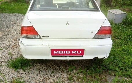 Mitsubishi Lancer IX, 2001 год, 230 000 рублей, 2 фотография