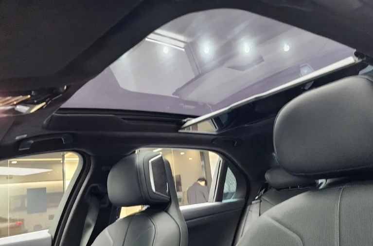 BMW 7 серия G11-G12 рестайлинг, 2023 год, 10 600 000 рублей, 16 фотография
