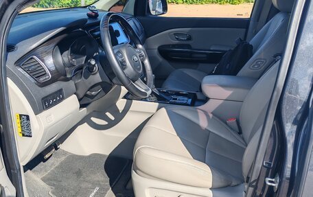 KIA Carnival III, 2019 год, 3 950 000 рублей, 11 фотография