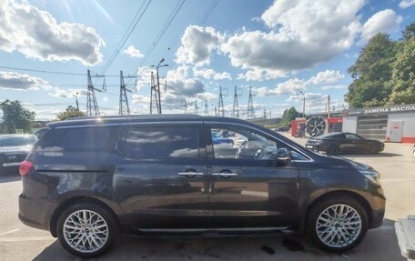 KIA Carnival III, 2019 год, 3 950 000 рублей, 5 фотография