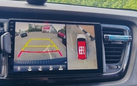 KIA Carnival III, 2019 год, 3 950 000 рублей, 14 фотография