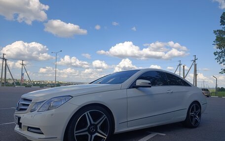 Mercedes-Benz E-Класс, 2011 год, 1 499 999 рублей, 2 фотография