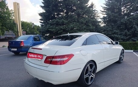 Mercedes-Benz E-Класс, 2011 год, 1 499 999 рублей, 4 фотография