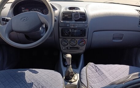 Hyundai Accent II, 2008 год, 450 000 рублей, 3 фотография