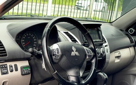 Mitsubishi Pajero Sport II рестайлинг, 2014 год, 1 999 000 рублей, 8 фотография