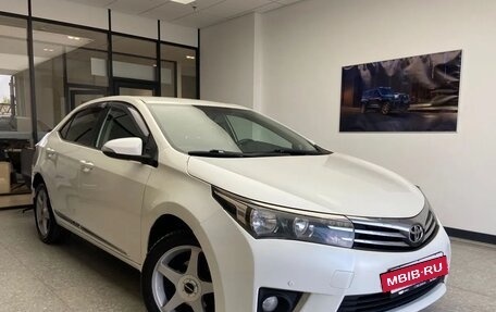 Toyota Corolla, 2013 год, 1 300 000 рублей, 3 фотография
