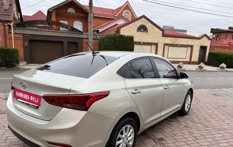 Hyundai Solaris II рестайлинг, 2018 год, 1 650 000 рублей, 3 фотография