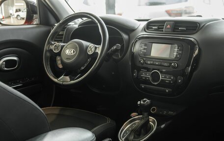 KIA Soul II рестайлинг, 2015 год, 1 155 000 рублей, 18 фотография