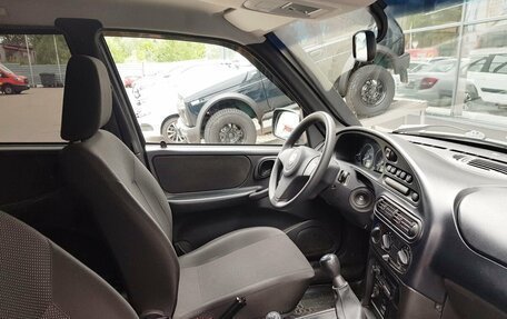 Chevrolet Niva I рестайлинг, 2018 год, 969 000 рублей, 9 фотография