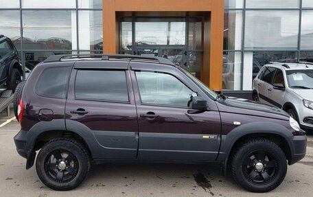 Chevrolet Niva I рестайлинг, 2018 год, 969 000 рублей, 4 фотография