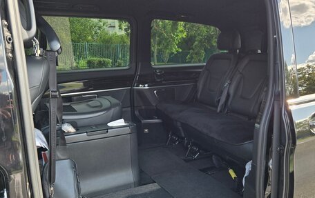 Mercedes-Benz V-Класс, 2019 год, 6 500 000 рублей, 11 фотография