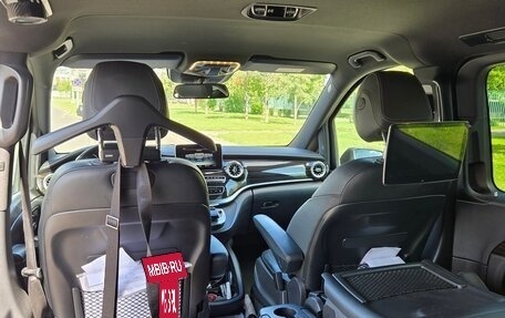 Mercedes-Benz V-Класс, 2019 год, 6 500 000 рублей, 10 фотография