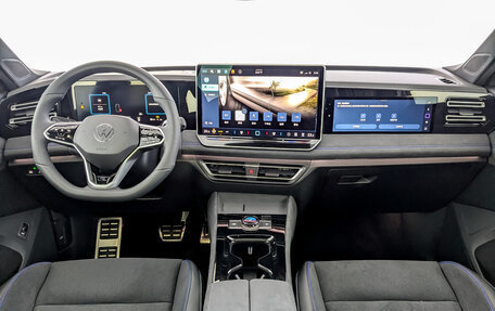 Volkswagen Tiguan, 2024 год, 6 002 550 рублей, 10 фотография