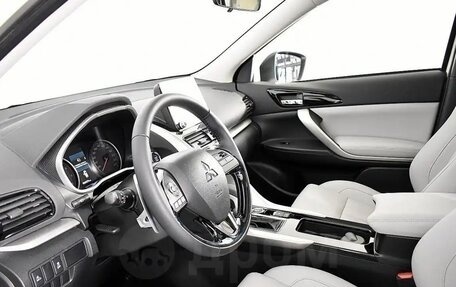 Mitsubishi Eclipse Cross, 2022 год, 2 500 000 рублей, 5 фотография