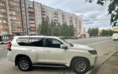 Toyota Land Cruiser Prado 150 рестайлинг 2, 2018 год, 5 900 000 рублей, 2 фотография