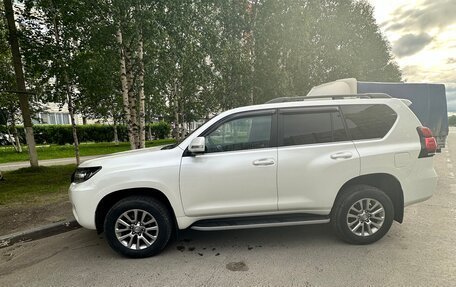 Toyota Land Cruiser Prado 150 рестайлинг 2, 2018 год, 5 900 000 рублей, 5 фотография