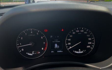 Hyundai Creta I рестайлинг, 2019 год, 1 820 000 рублей, 8 фотография