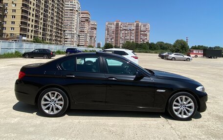 BMW 5 серия, 2011 год, 1 950 000 рублей, 3 фотография