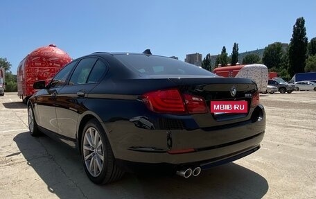 BMW 5 серия, 2011 год, 1 950 000 рублей, 6 фотография