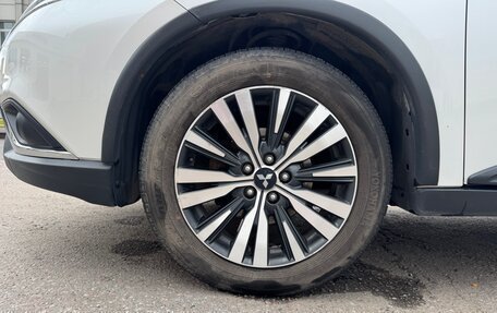 Mitsubishi Outlander III рестайлинг 3, 2019 год, 2 200 000 рублей, 7 фотография