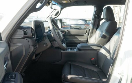 Toyota Land Cruiser Prado, 2024 год, 10 790 000 рублей, 21 фотография