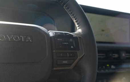 Toyota Land Cruiser Prado, 2024 год, 10 790 000 рублей, 32 фотография