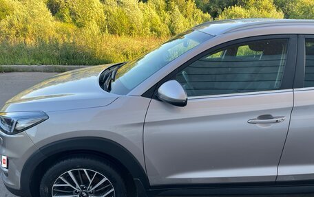 Hyundai Tucson III, 2019 год, 2 350 000 рублей, 9 фотография