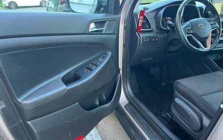 Hyundai Tucson III, 2019 год, 2 350 000 рублей, 20 фотография